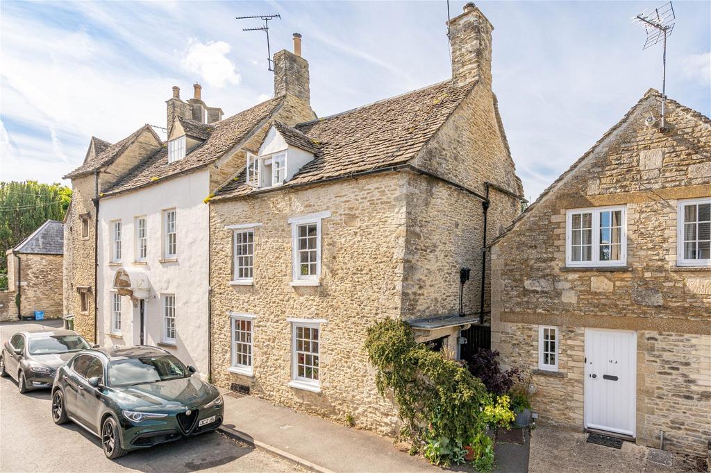 The Green, Tetbury 3 bed end of terrace house for sale £495,000