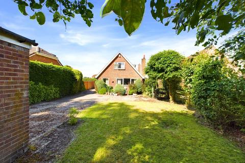 3 bedroom detached house for sale, Wycombe Road, High Wycombe HP14