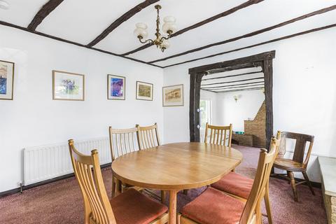 37 Barnhill Gardens, Marlow, SL7 3HB
