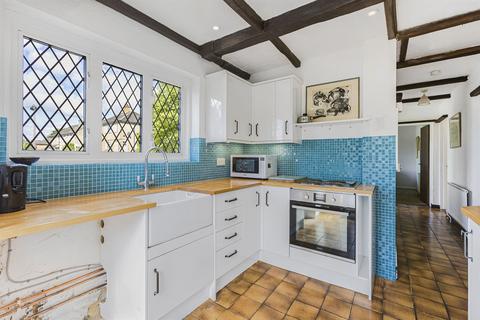 37 Barnhill Gardens, Marlow, SL7 3HB