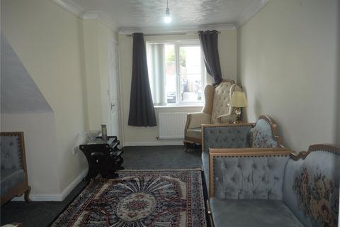 3 bedroom semi-detached house to rent, Raikes Avenue, Bradford, West Yorkshire, BD4