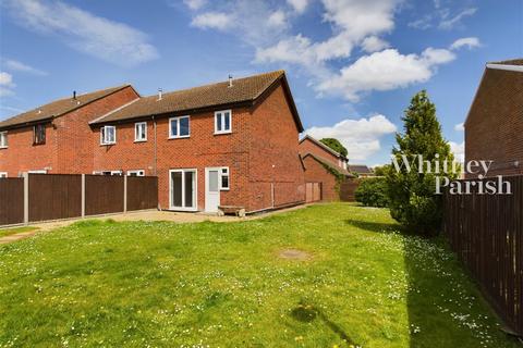 3 bedroom end of terrace house for sale, Pearce Road, Diss