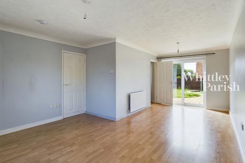 3 bedroom end of terrace house for sale, Pearce Road, Diss