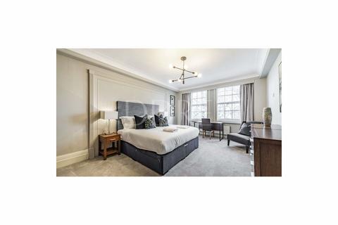 6 bedroom apartment to rent, Park Road, London, NW8