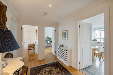 2 bedroom flat for sale, Collier House, 163-169 Brompton Road, London, SW3