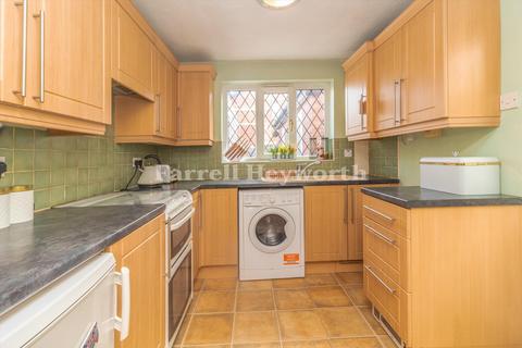 3 Campion Drive, Lea, Preston, PR2 1QG