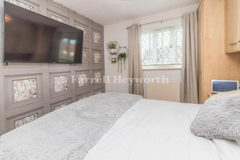 3 Campion Drive, Lea, Preston, PR2 1QG