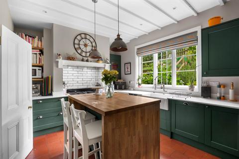 Burleigh House Bromyard Road, Tenbury Wells, WR15 8BZ