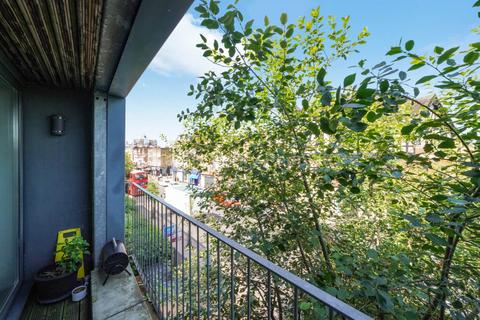 2 bedroom apartment to rent, Lordship Lane, Wood Green, N22
