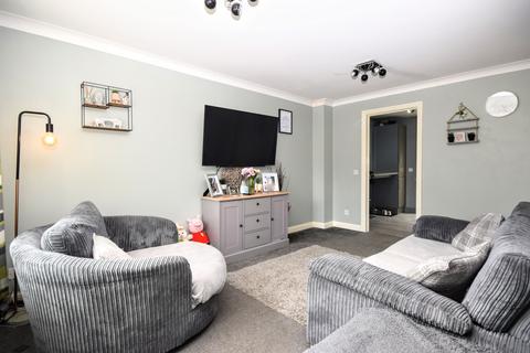 2 bedroom end of terrace house for sale, Bramley Close, Louth LN11