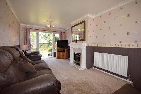 3 bedroom semi-detached house for sale, Chatsworth Drive, Louth LN11
