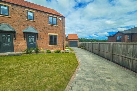 3 bedroom semi-detached house for sale, Daisy Way, Louth LN11