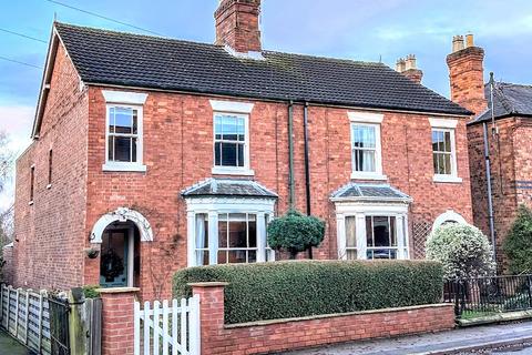 4 bedroom semi-detached house for sale, High Holme Road, Louth LN11