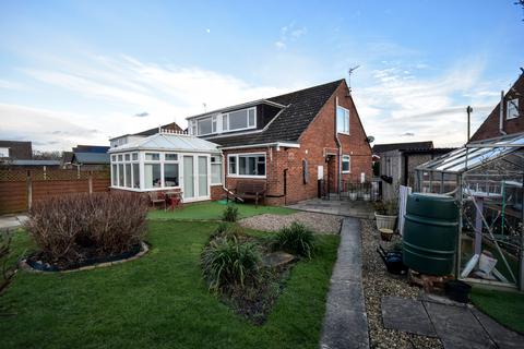 3 bedroom semi-detached house for sale, Oak Close, Louth LN11