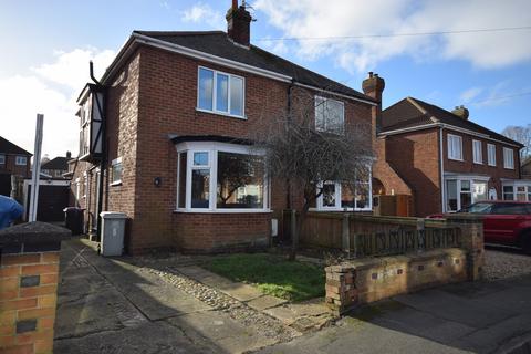 3 bedroom semi-detached house for sale, Southlands Avenue, Louth LN11