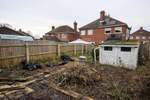 3 bedroom semi-detached house for sale, Southlands Avenue, Louth LN11