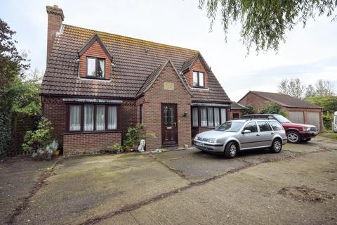 4 bedroom detached house for sale, Stewton Lane, Louth LN11