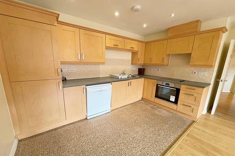 2 bedroom flat to rent, Verwood