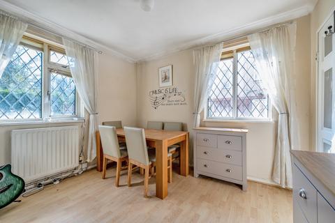 3 bedroom semi-detached house for sale, Chilworth Close, Chilworth, Southampton, Hampshire, SO16