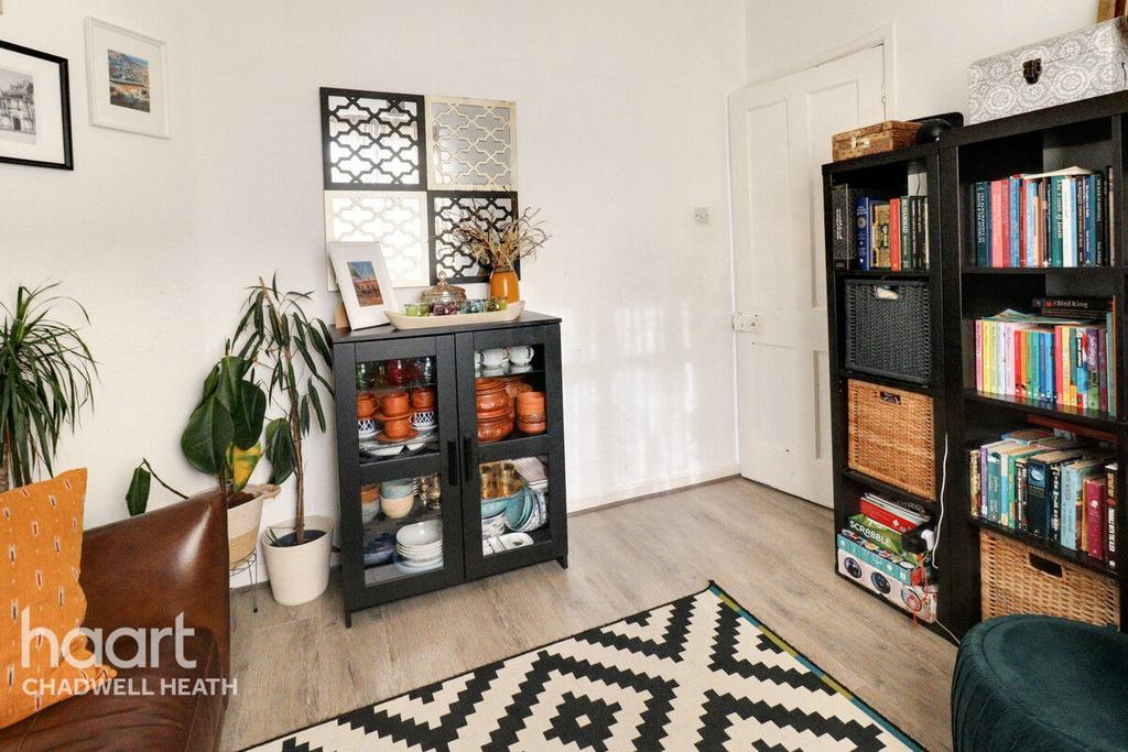 Valence Avenue, Dagenham 2 bed terraced house for sale £375,000