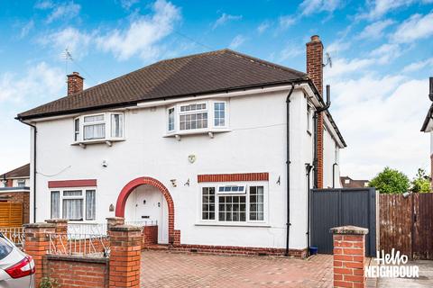 3 bedroom semi-detached house to rent, Winchester Road, Feltham, TW13