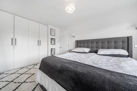 11 Fleet Close, Ruislip, HA4 7AZ