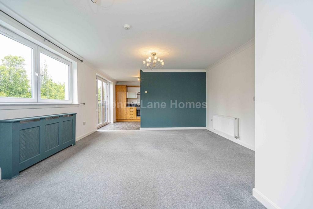 Millview Crescent, Johnstone PA5 2 bed flat for sale £128,500