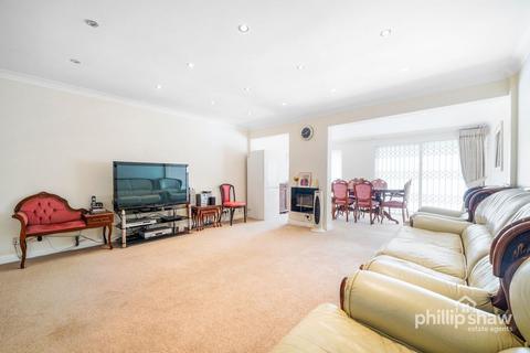 16 Vane Close, Harrow, HA3 9XD