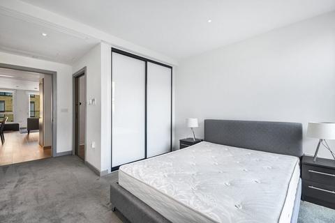 2 bedroom apartment to rent, Long Lane London SE1