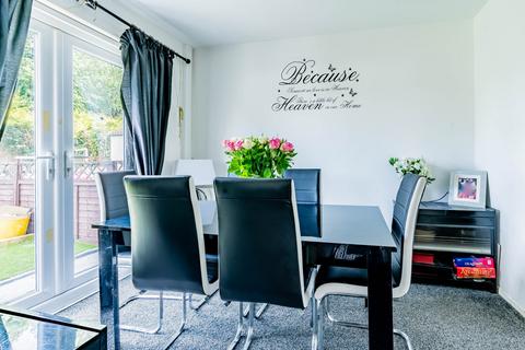 11 Badenham Grove, Bristol, BS11 0LW