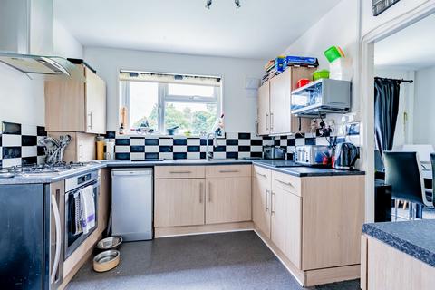 11 Badenham Grove, Bristol, BS11 0LW