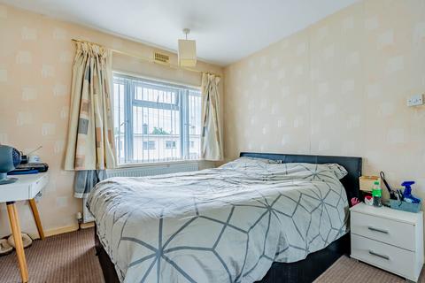 11 Badenham Grove, Bristol, BS11 0LW