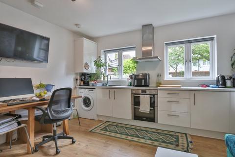 1 bedroom flat for sale, Crabton Close Road, Boscombe