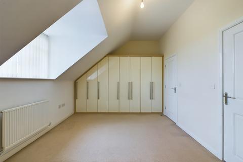 3 bedroom townhouse to rent, Trent Lane, Newark, NG24