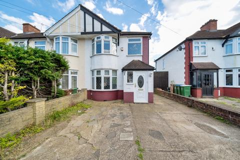 3 bedroom end of terrace house for sale, Montrose Avenue, Welling, Kent