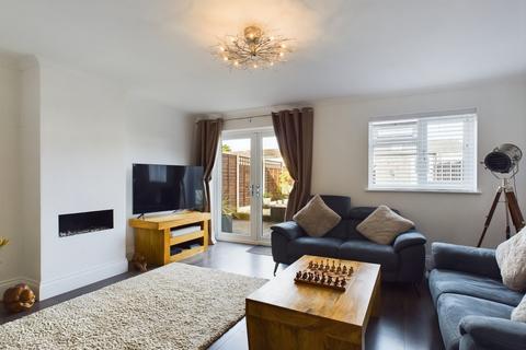 36 Sycamore Close, Gloucester, GL1 5TY
