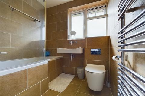 36 Sycamore Close, Gloucester, GL1 5TY
