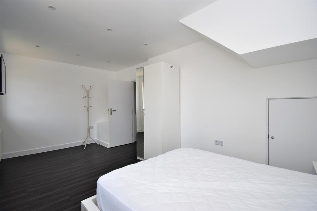FF bedroom 4