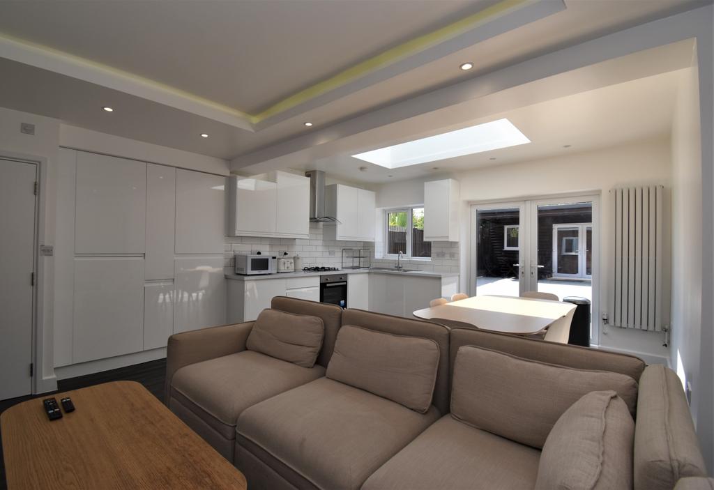 Living kitchen 2