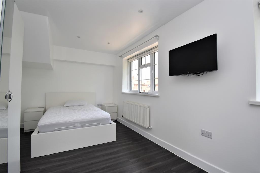 FF bedroom 2