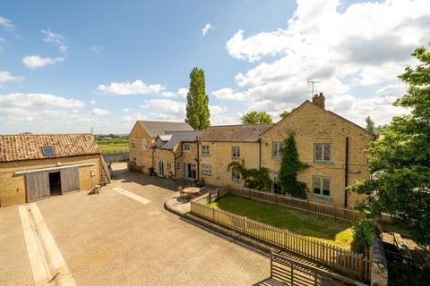 5 bedroom detached house for sale, Green End, Bedford MK44