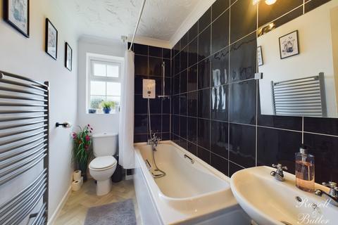 5 Akister Close, Buckingham, MK18 7HT