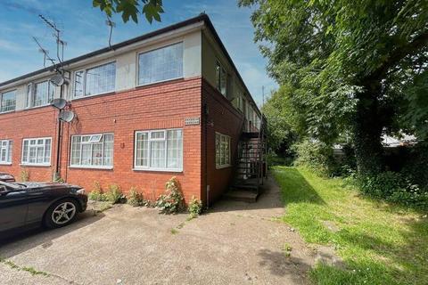 1 bedroom flat for sale, Gladstone Drive, Scunthorpe, Lincolnshire, DN16 1ET
