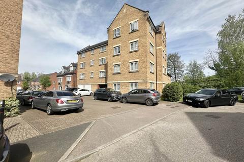 2 bedroom flat for sale, Luton Road, Dunstable LU5