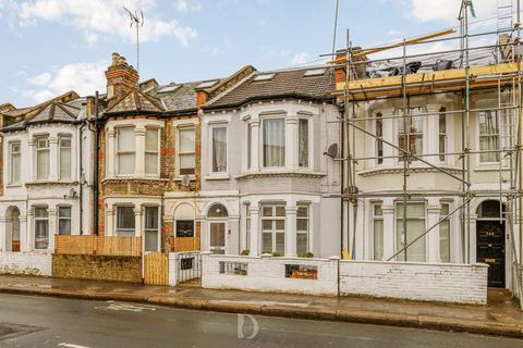 2 bedroom flat for sale, Townmead Road, London, SW6