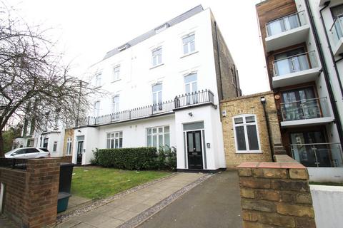 3 bedroom apartment to rent, Caledonian Road, London N7