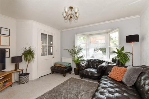 3 bedroom terraced house for sale, New Waverley Road, Basildon, Essex