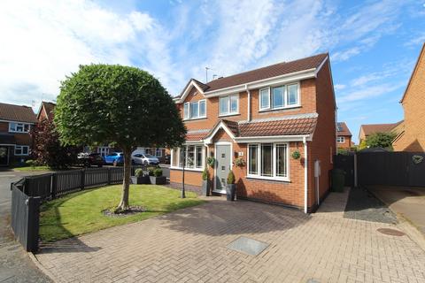 4 bedroom detached house for sale, Monal Close, Leicester LE8