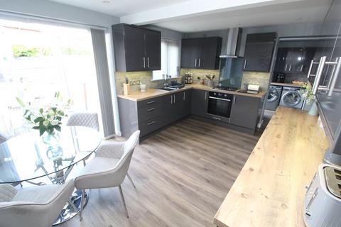 undefined, Monal Close, Leicester LE8