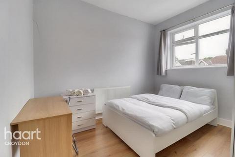 1 bedroom in a house share to rent, Melfort Road, Thornton heath